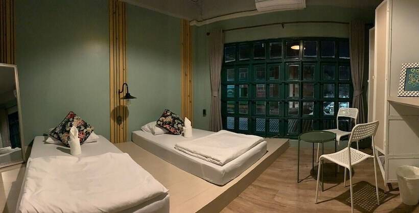 Отель Busket Hostel