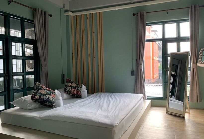 هتل Busket Hostel