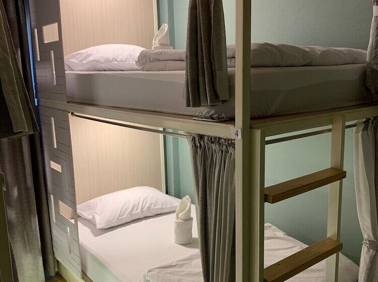 호텔 Busket Hostel