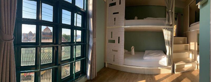 Отель Busket Hostel