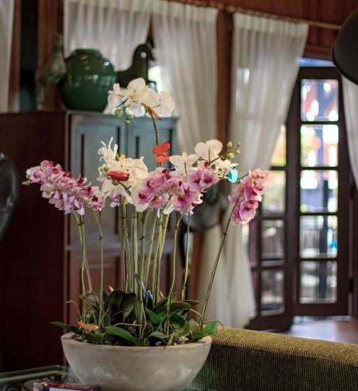 בית מלון כפרי Carpe Diem Orchard Home