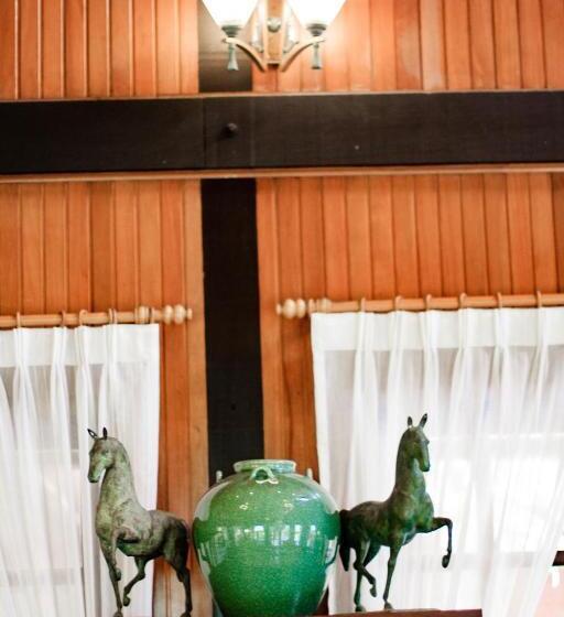 בית מלון כפרי Carpe Diem Orchard Home