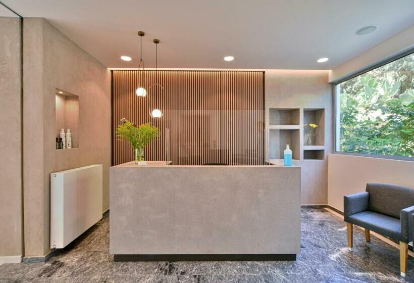 בית מלון כפרי Cokkinis