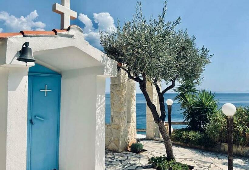 בית מלון כפרי Cokkinis