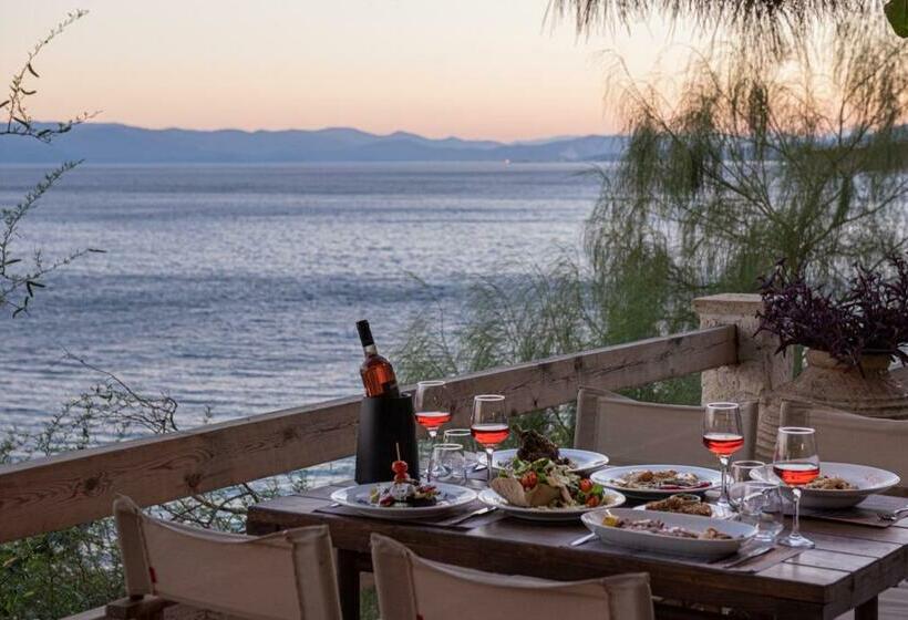 בית מלון כפרי Cokkinis