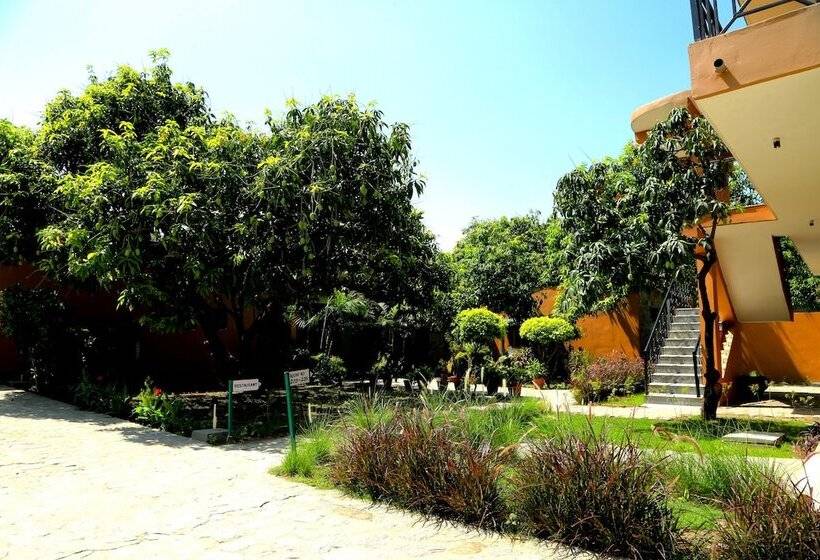 בית מלון כפרי Voco Jim Corbett By Ihg