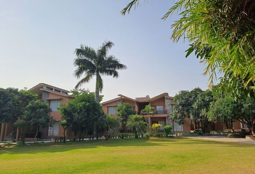 בית מלון כפרי Voco Jim Corbett By Ihg