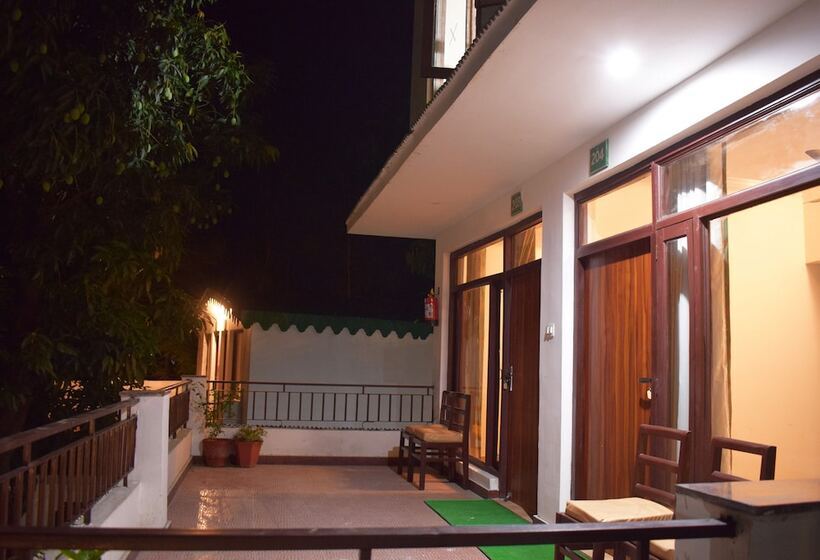 בית מלון כפרי Corbett Paradiso By Ilila