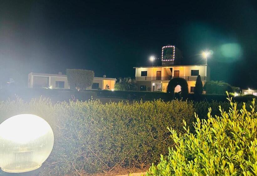 فندق Corbett Sunrise Resort