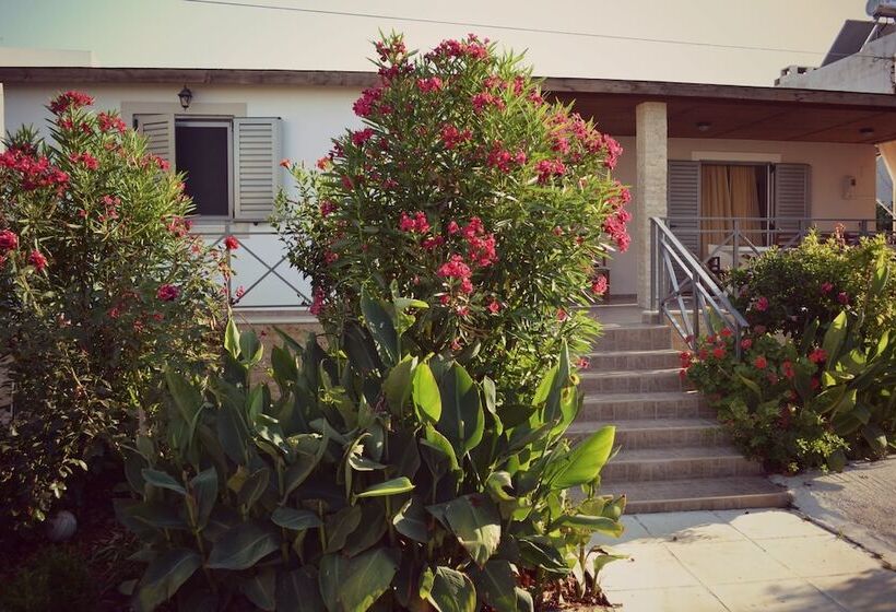 בית מלון כפרי Evdokia Suites