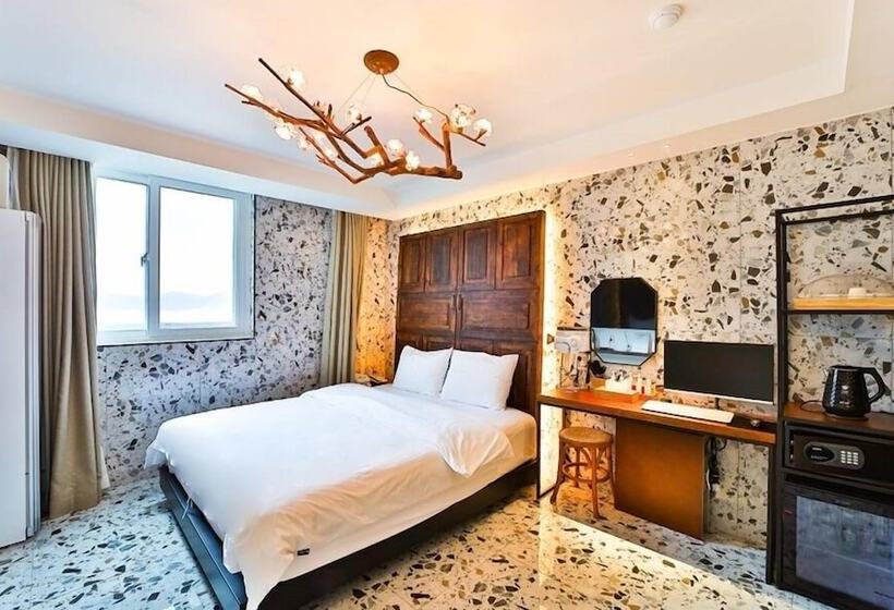 Hotel February Tongyeong Jukrim