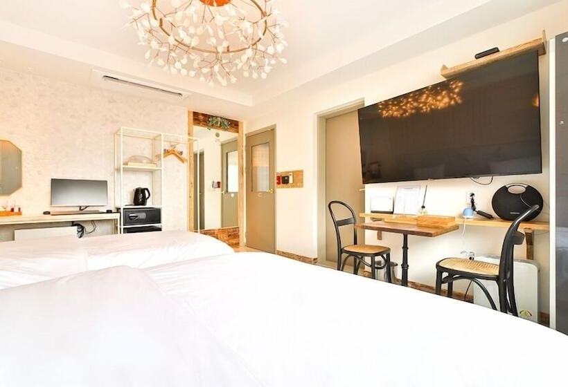 Hotel February Tongyeong Jukrim