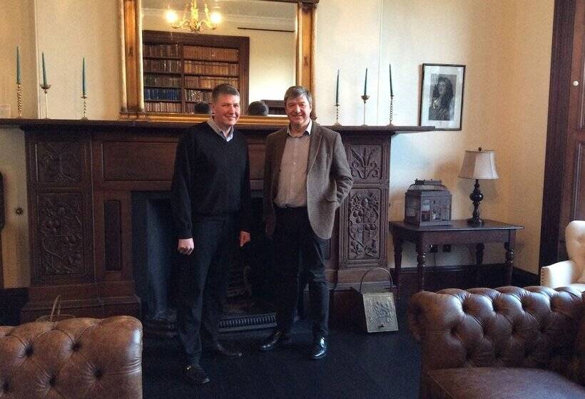 ホテル Graemeshall House