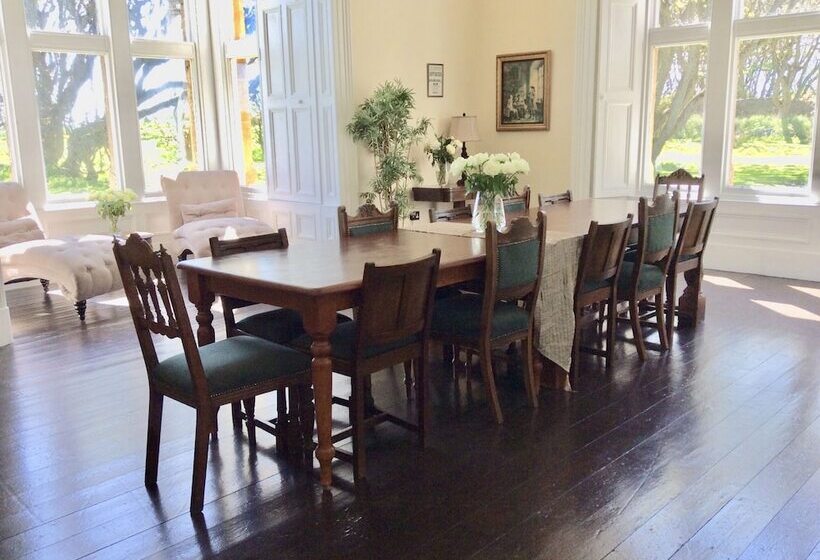 ホテル Graemeshall House