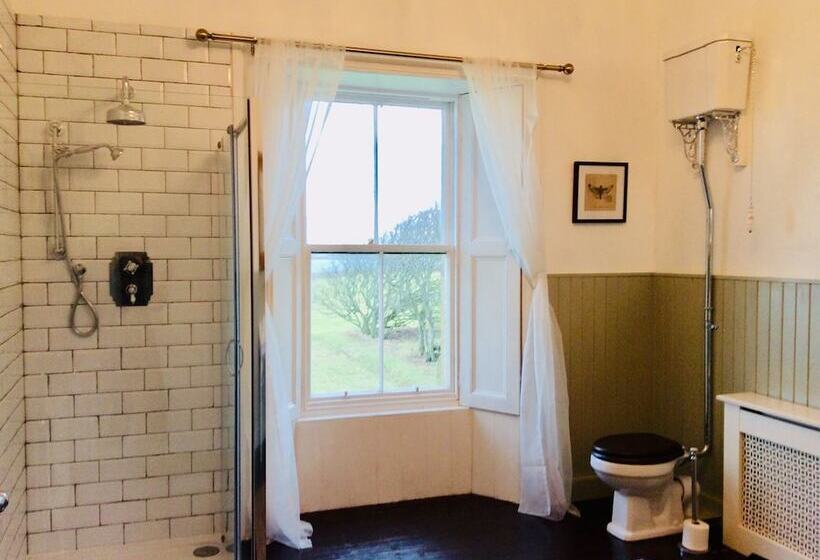 ホテル Graemeshall House