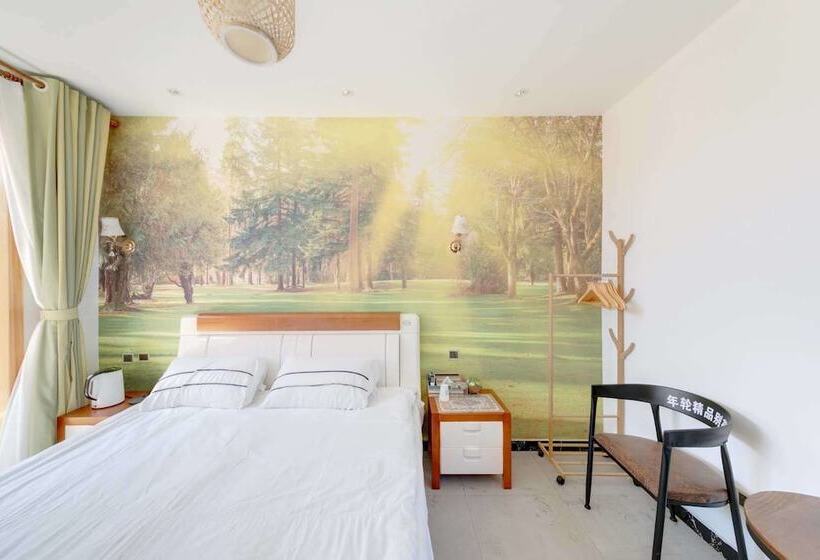 Отель Gubei Water Town Revolution