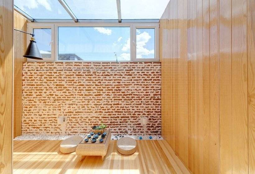 Отель Gubei Water Town Revolution