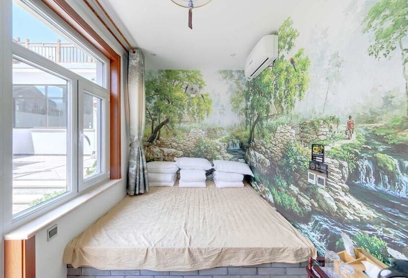 Отель Gubei Water Town Revolution