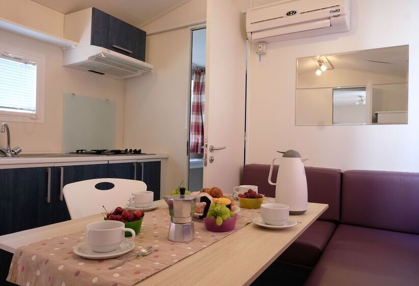 호텔 Happy Camp Mobile Homes In Camping Villaggio Internazionale