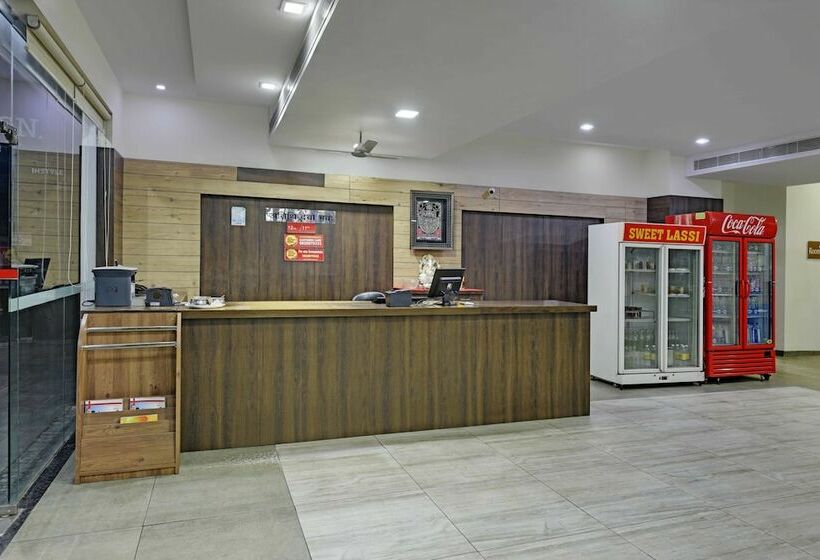 Hotel Highway King Behror Neemrana