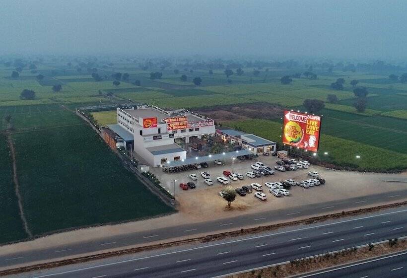 Hotel Highway King Behror Neemrana