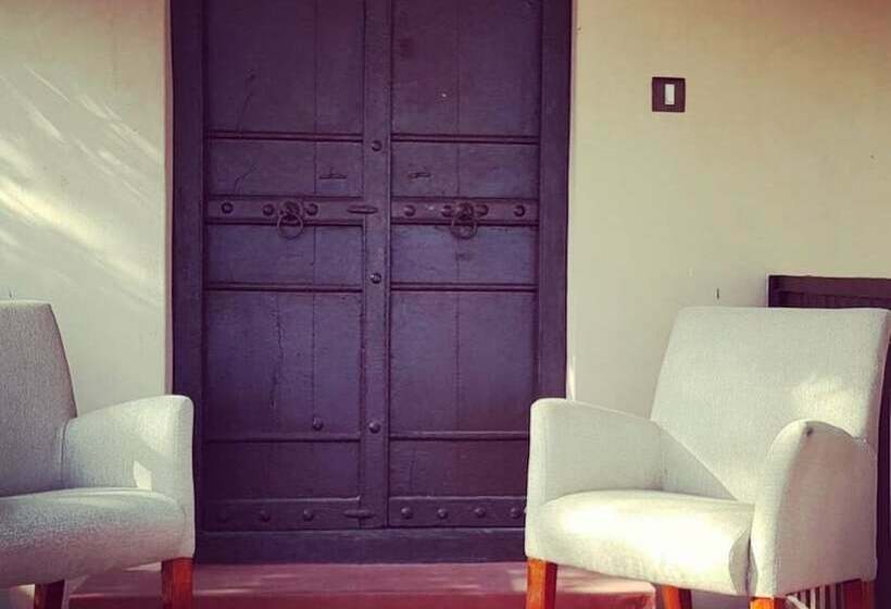 בית מלון כפרי Hiriz Seabreeze Resort