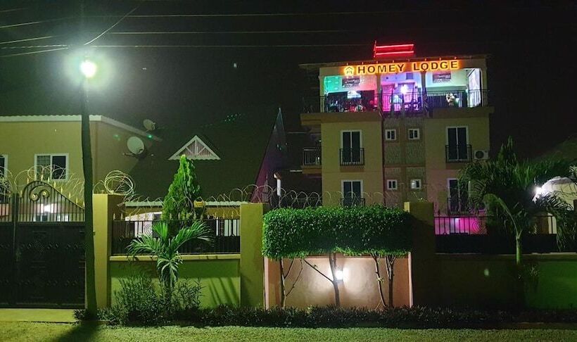 هتل Homey Lodge