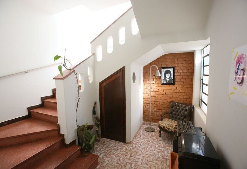 Отель Hostel House 2741