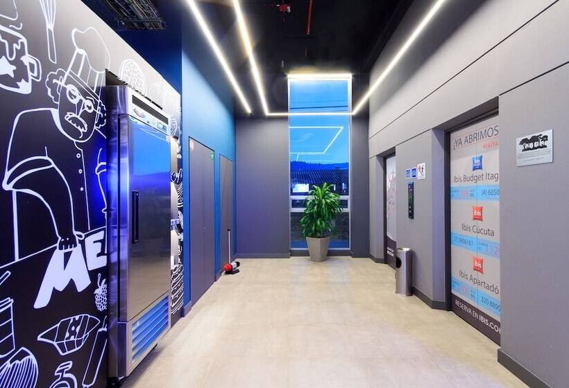 ホテル Ibis Budget Itagui