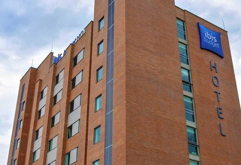 בית מלון כפרי Ibis Budget Itagui