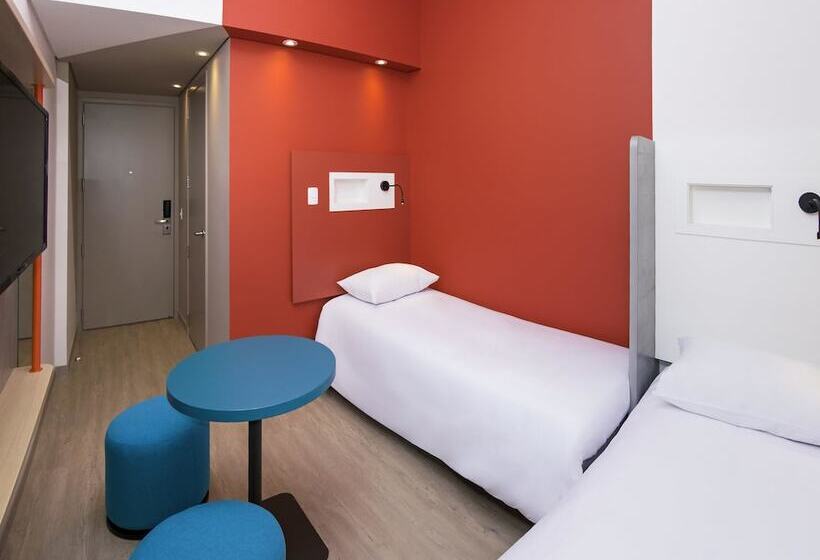 ホテル Ibis Budget Itagui