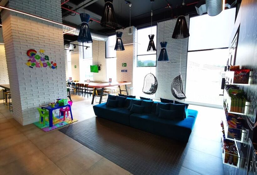 ホテル Ibis Budget Itagui