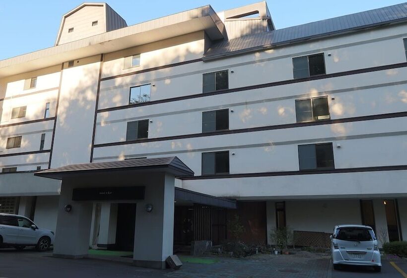 בית מלון כפרי Iwai