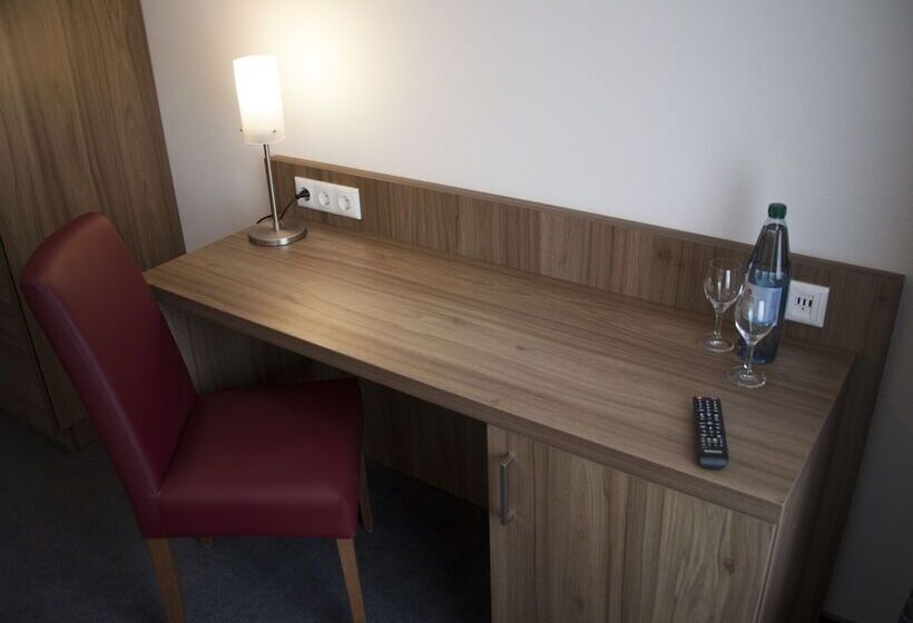 Hotel La Flamme Wertheim Garni