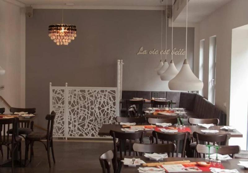 Hotel La Flamme Wertheim Garni