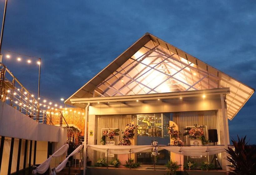 Maxonehotels @balikpapan