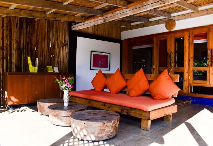 هتل Mermaid Beach Resort