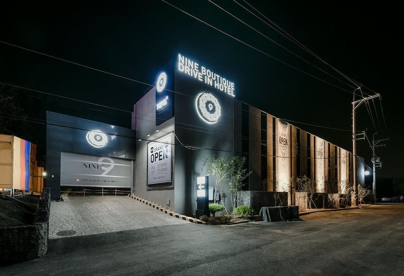 酒店 Nine