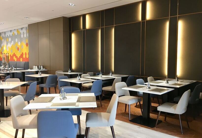 Отель Oakwood Apartments Yangzhou