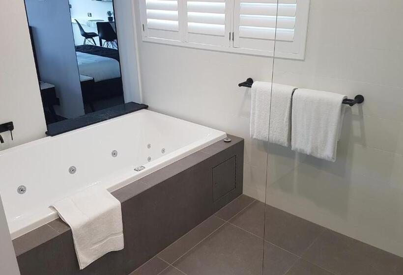 בית מלון כפרי Ocean Grove Chalet