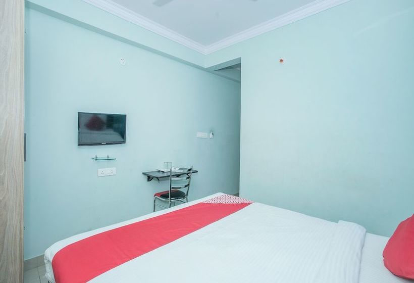 ホテル Oyo 15269 Surya Inn