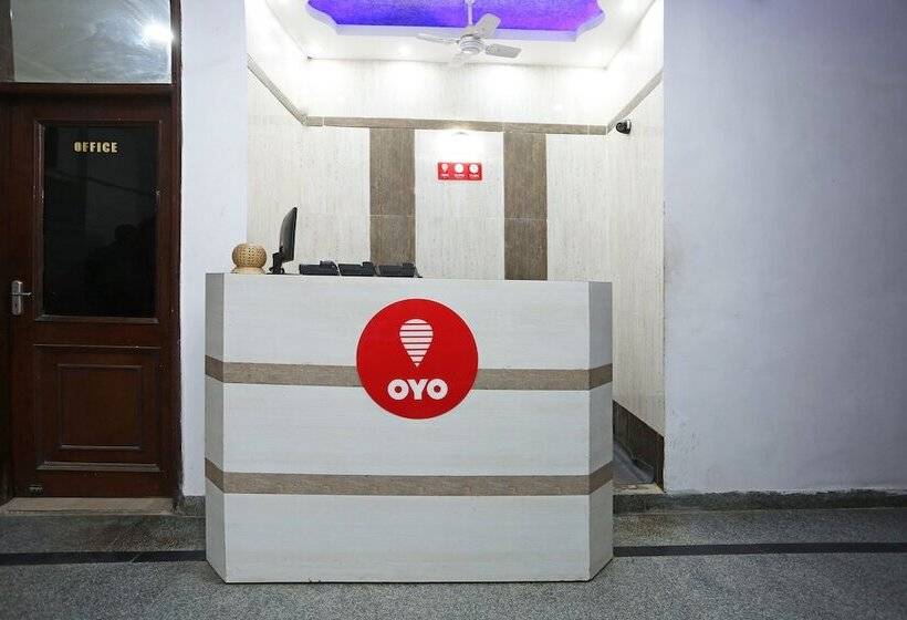 酒店 Oyo 16562 Flagship Sector 11