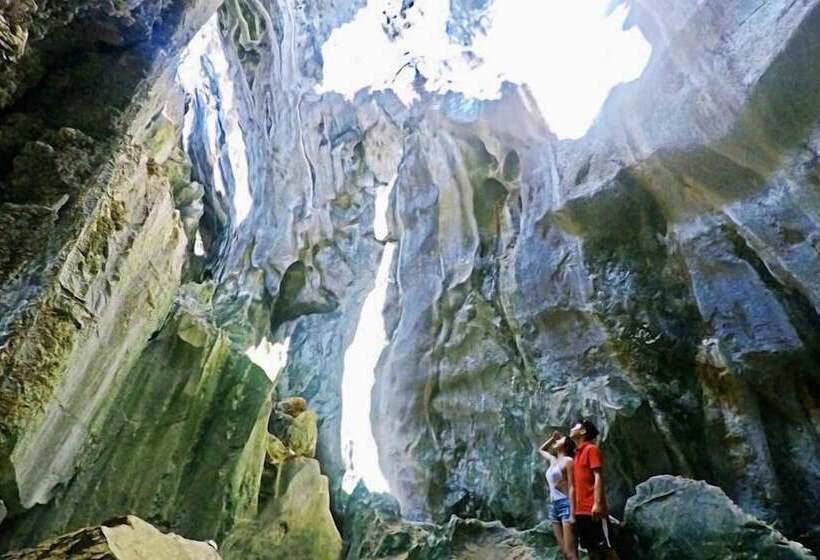 Szálloda Pangulatan Beach Resort