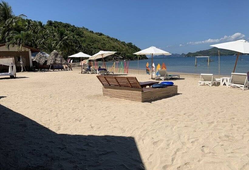 בית מלון כפרי Pangulatan Beach Resort