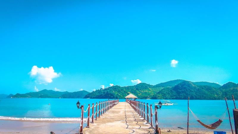 Szálloda Pangulatan Beach Resort