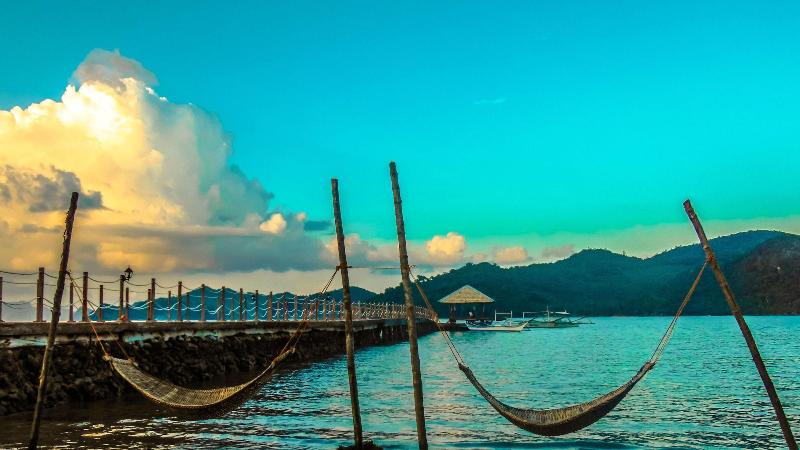 Szálloda Pangulatan Beach Resort