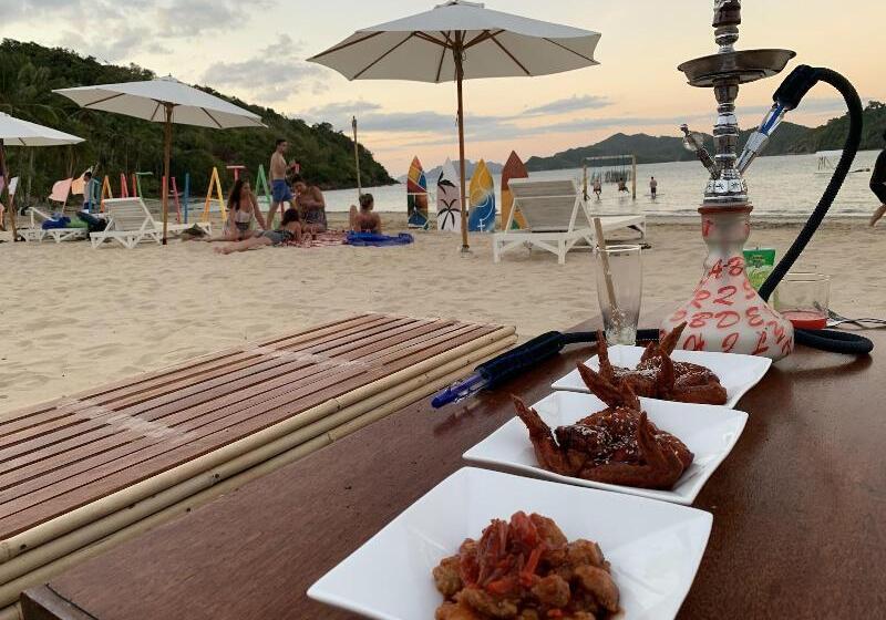 Szálloda Pangulatan Beach Resort