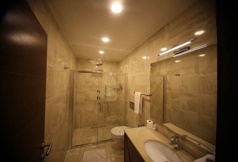 בית מלון כפרי Peronti