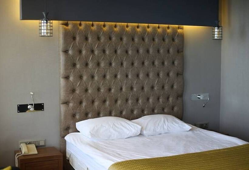 בית מלון כפרי Peronti