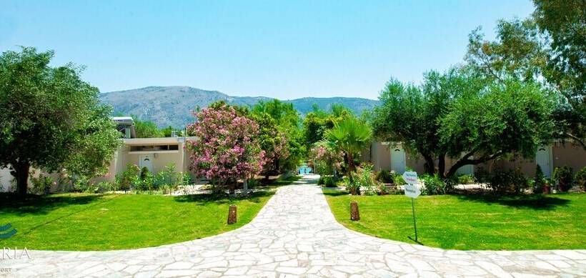 Отель Plataria Seaside Resort